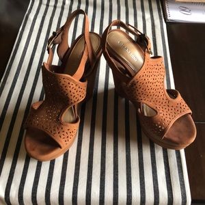 Gianni Bini wedges